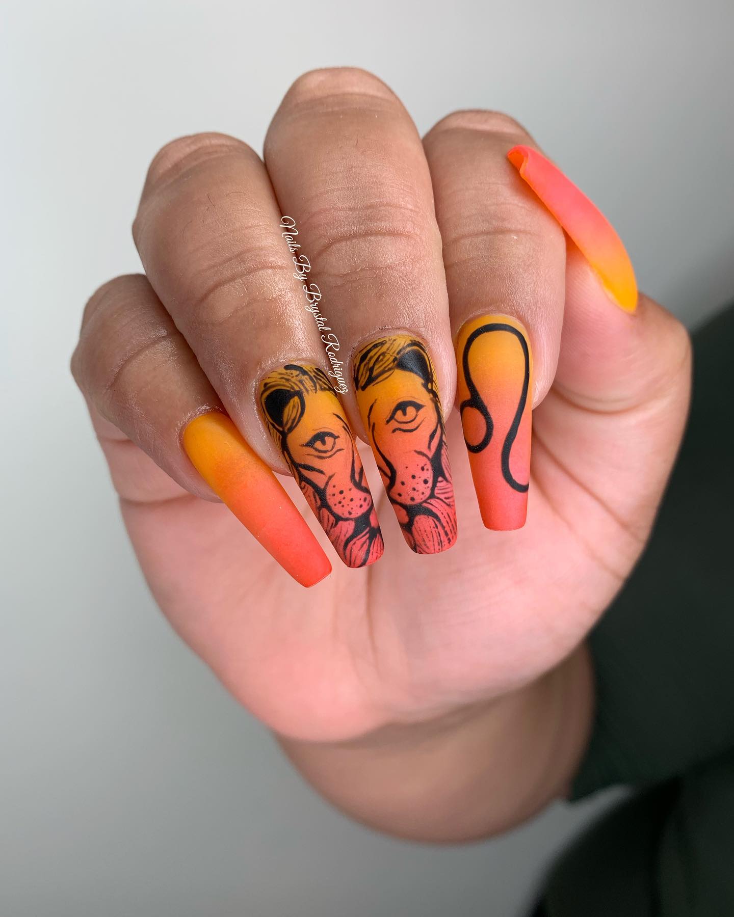 sunset leo nails