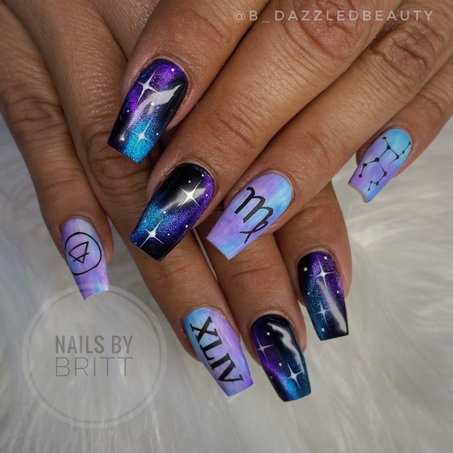 ongles d'anniversaire vierge à thème astro