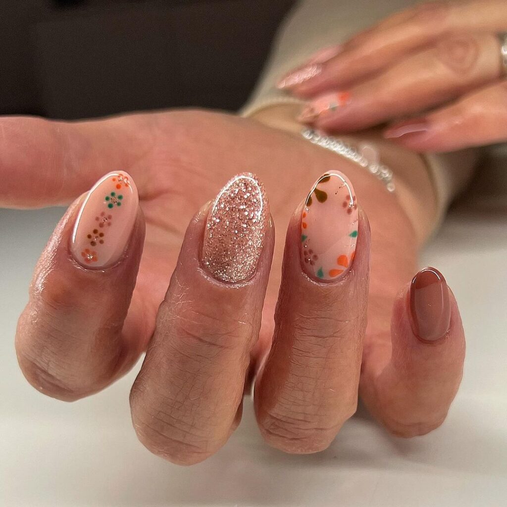 uñas brillantes de septiembre