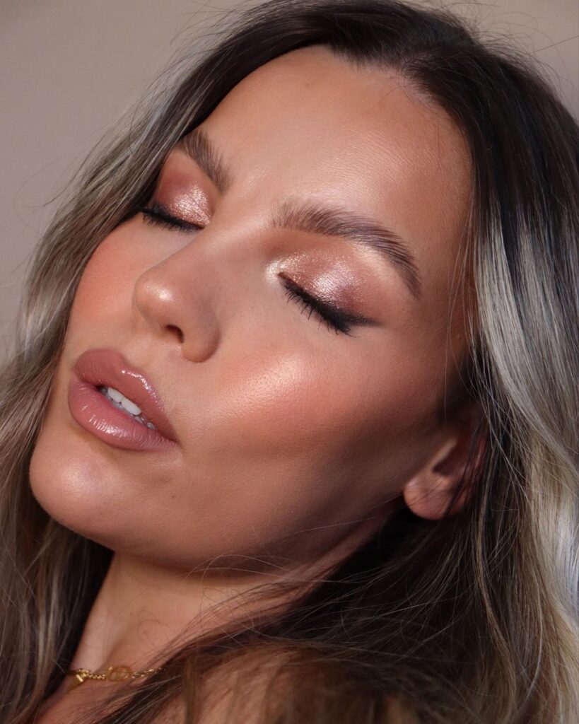 rose gold soft makeup 3