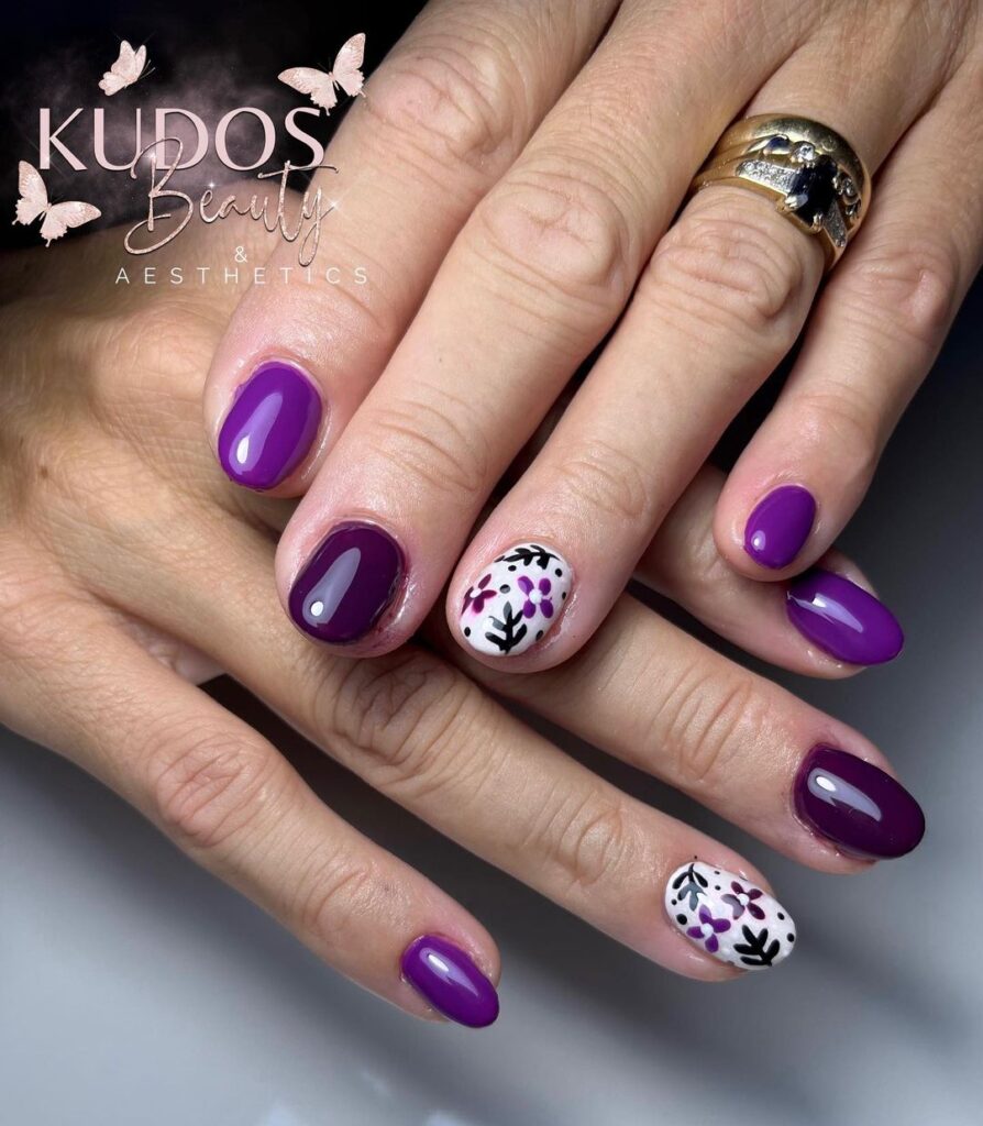 unhas de setembro violeta