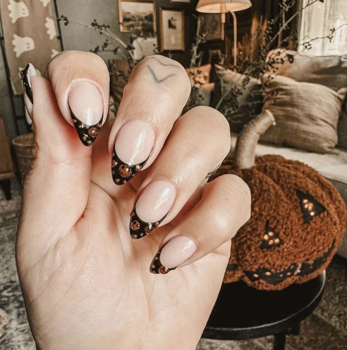 Black French Almond Pumpkin Nails