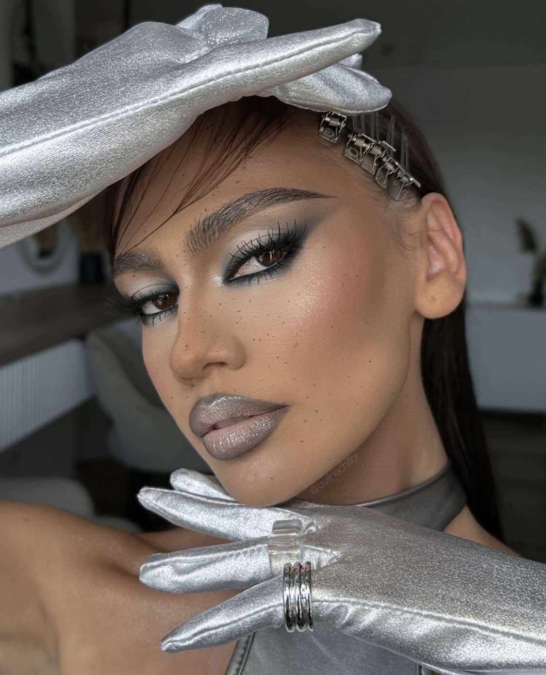 Smokey Eye glam metallizzato