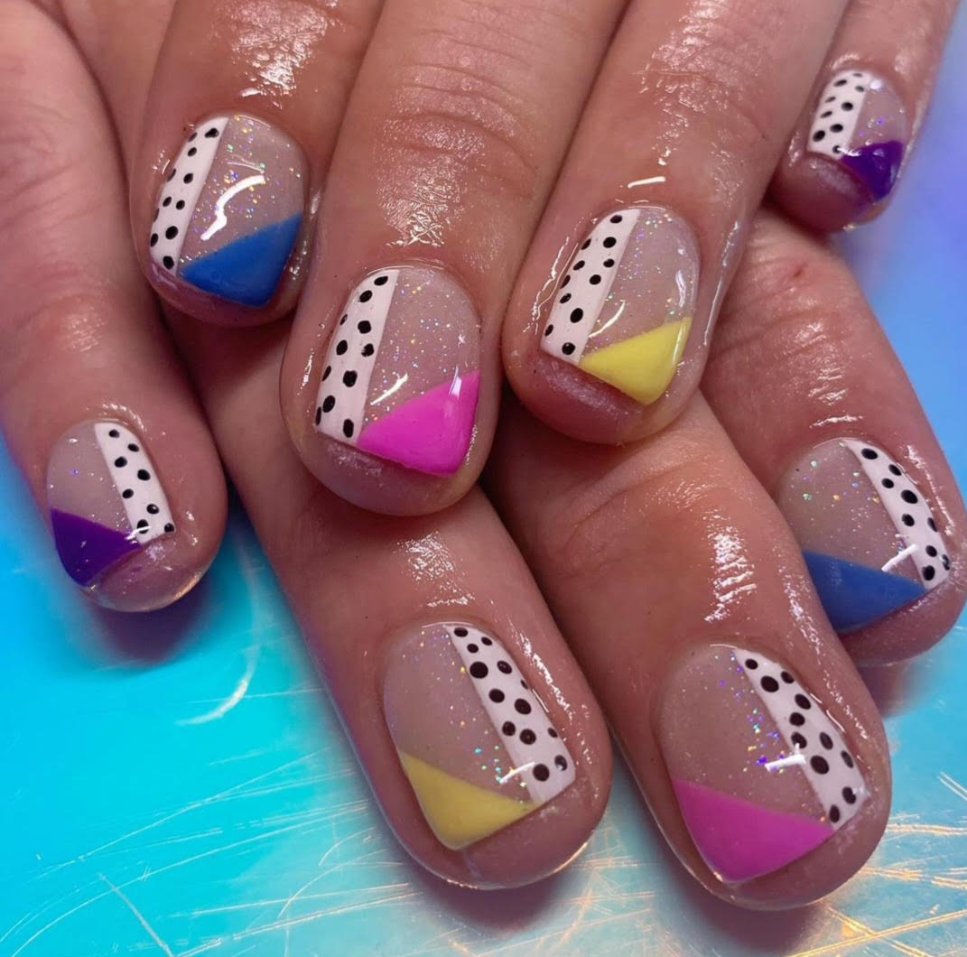 80s geometric retro nail art