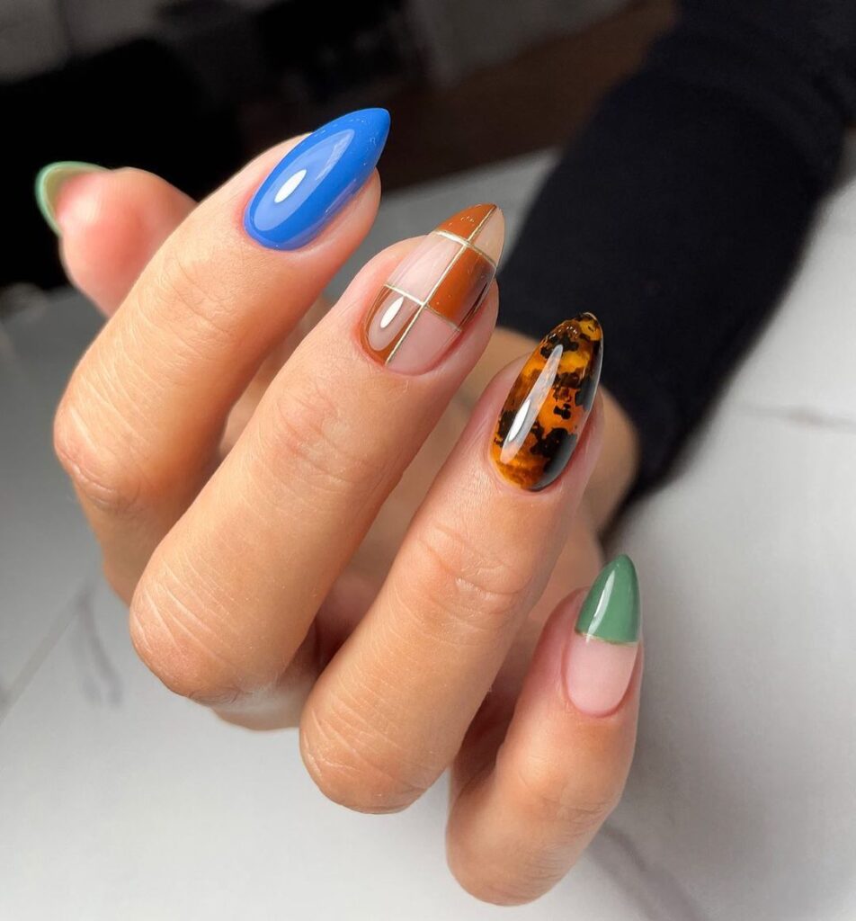 Almond Glossy Tortoise Manicure