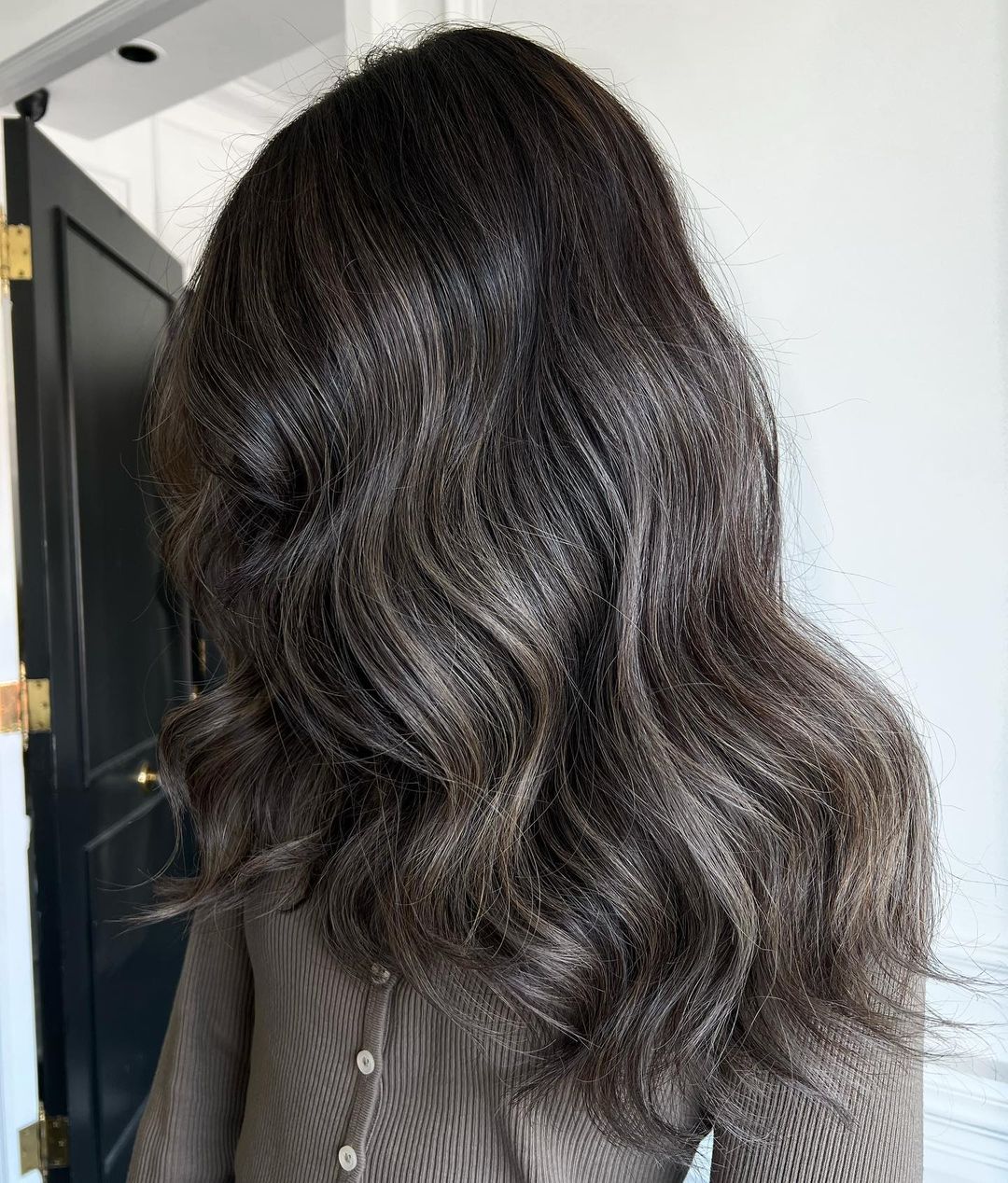 ashy brown hair color for brunettes