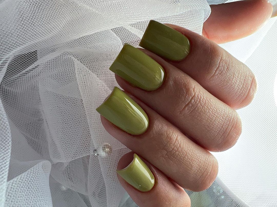 be square green fall nails