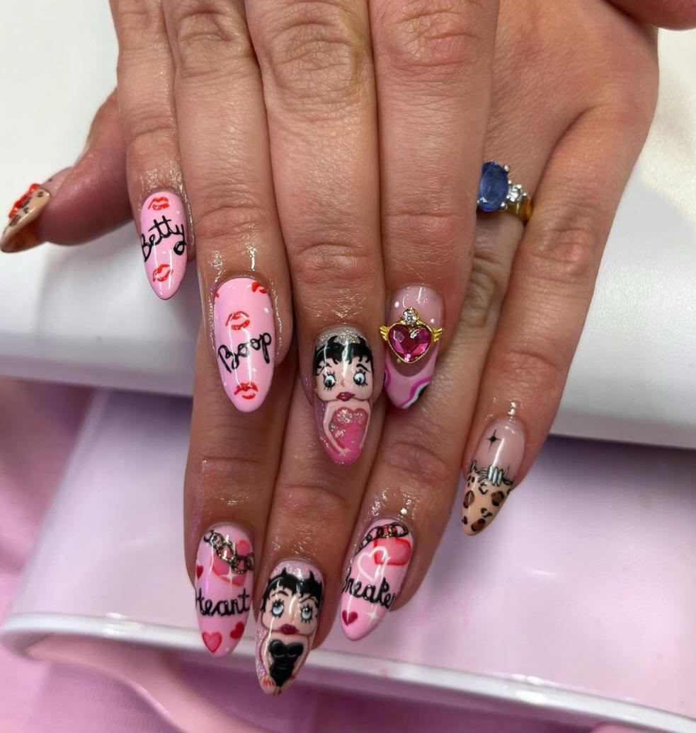 betty boop retro nail art