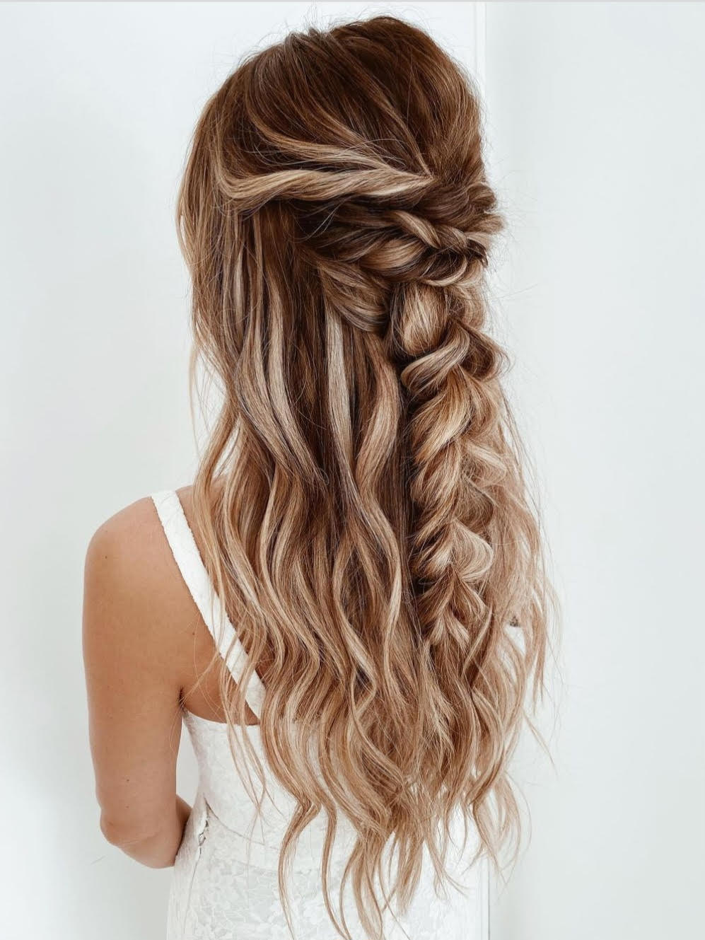 trenza de inspiración boho para pelo largo