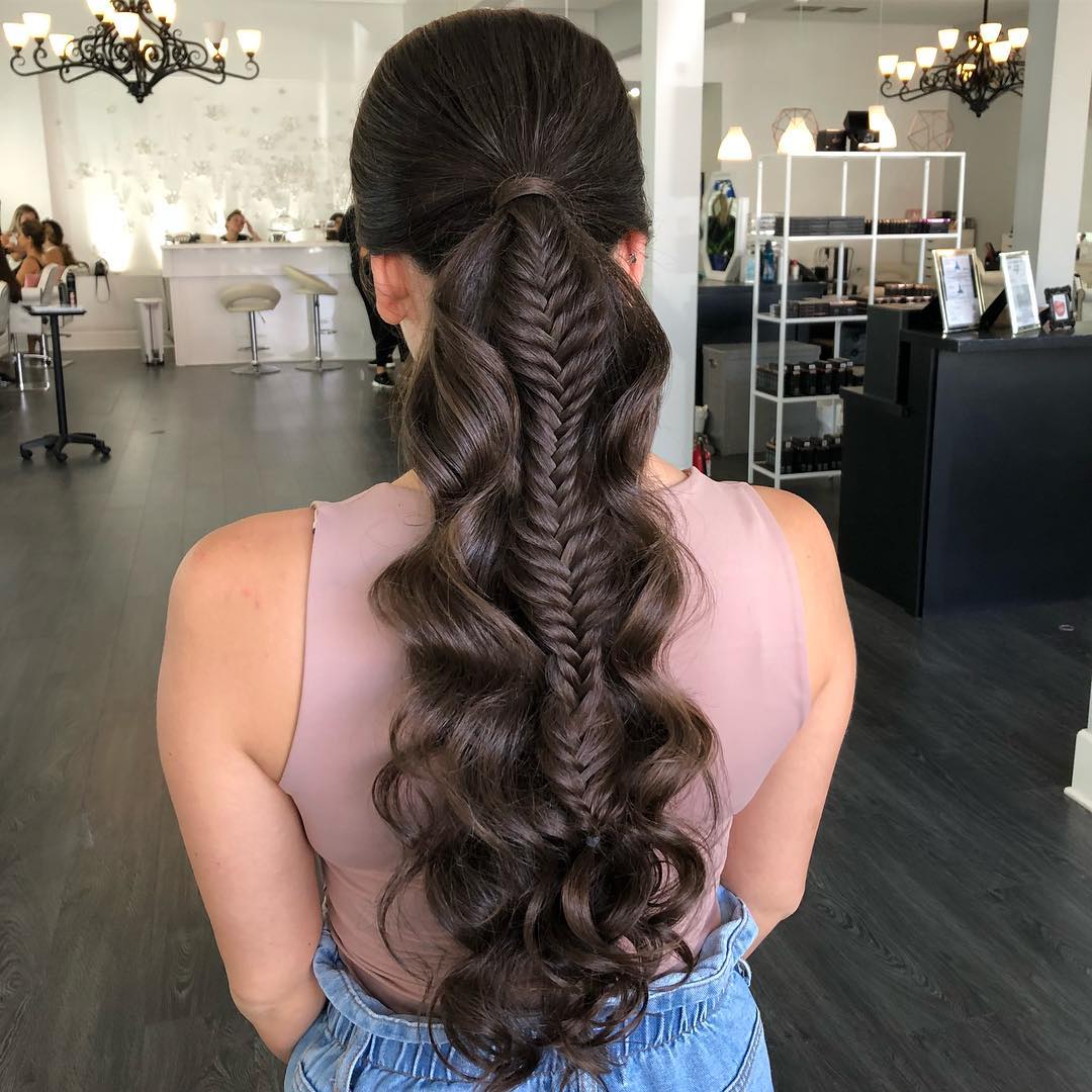 braided ponytail twist cute sporty hairstyle