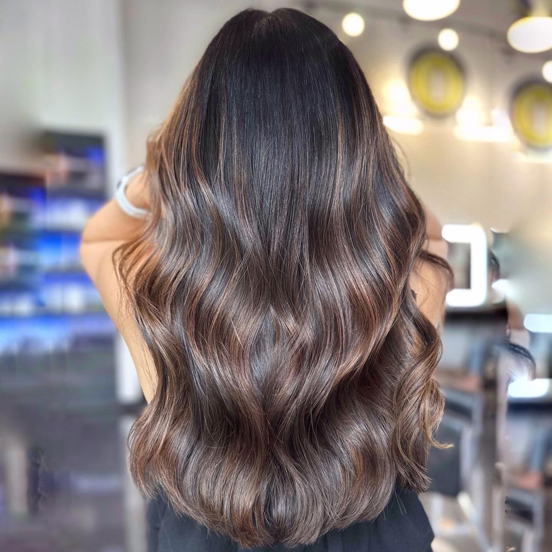 dimensional dark caramel balayage