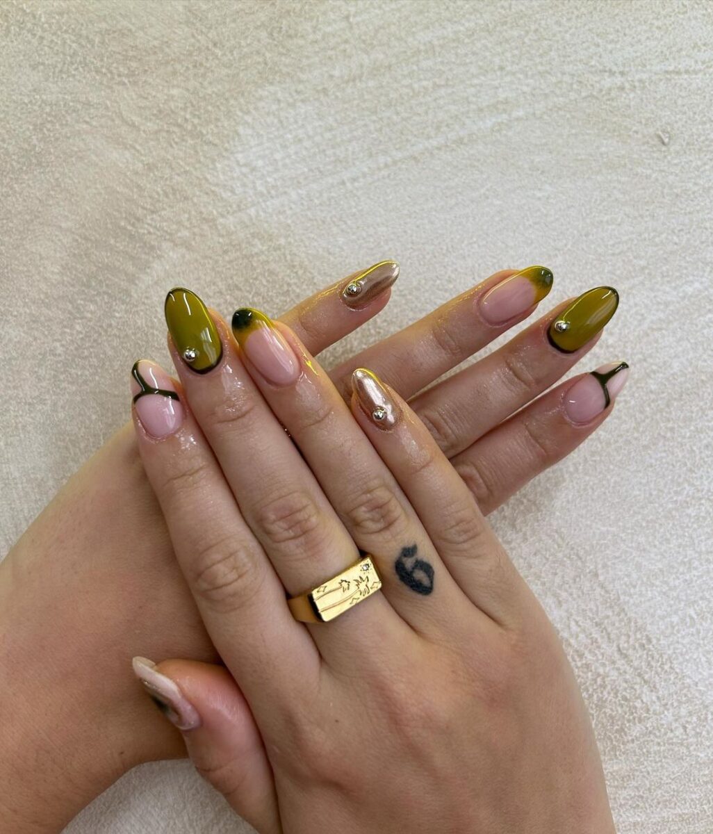 Bid Your JadeWells To Summer With These Lush Green Fall Nails