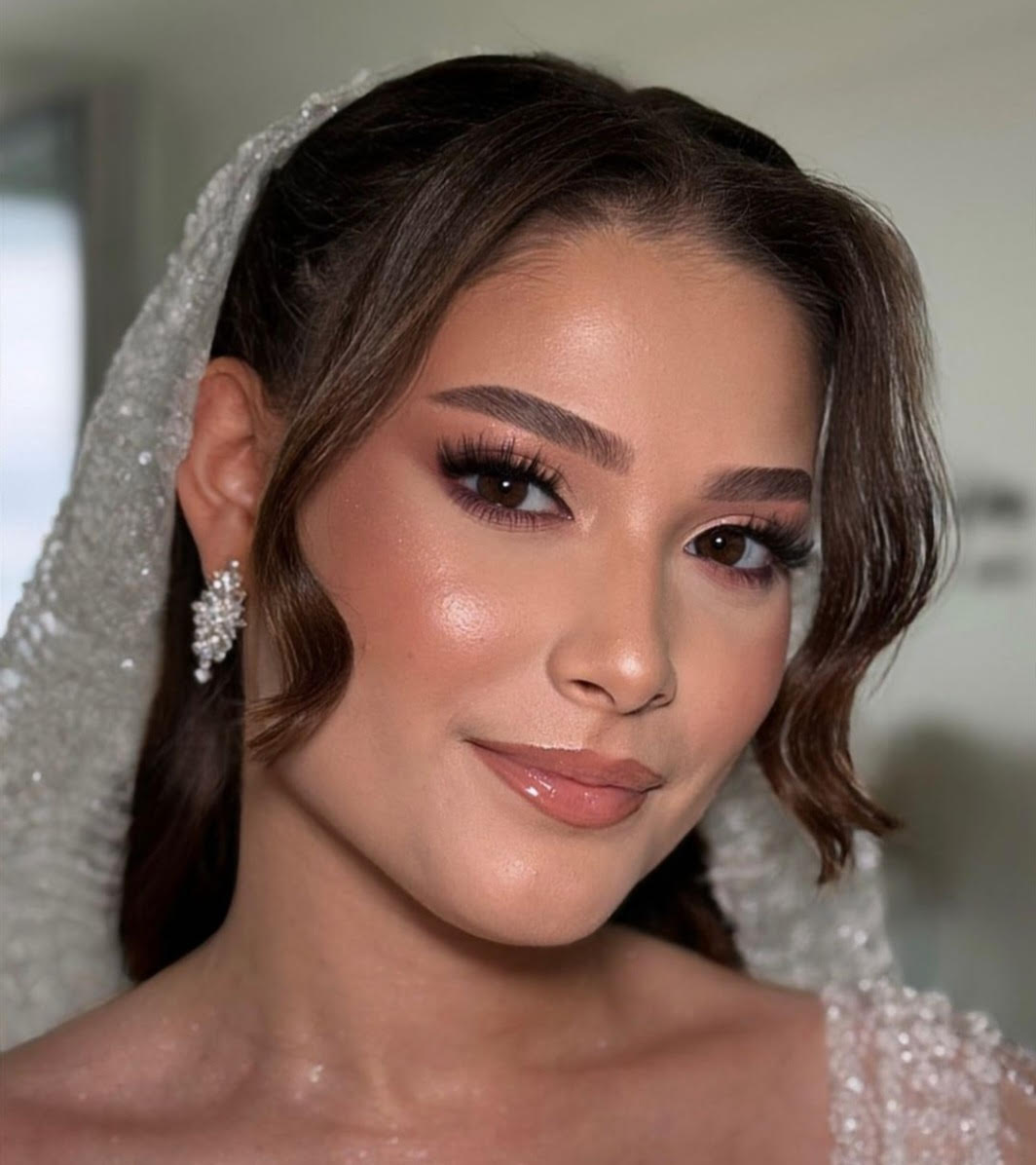 look de maquillage pour un mariage avec des cerfs en automne