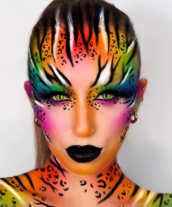 Maquillaje LGBTQ+ extravagante