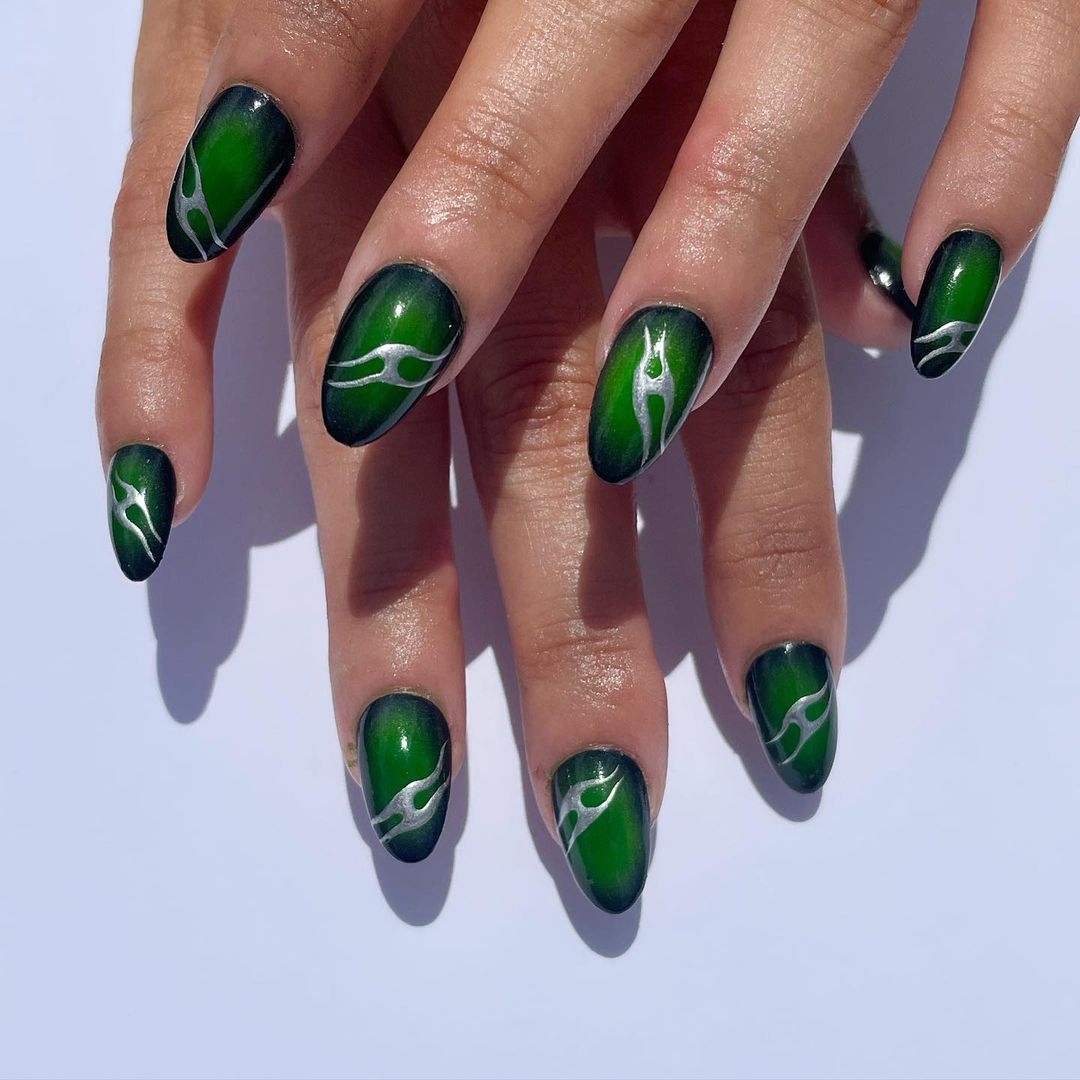 forest star green fall nails