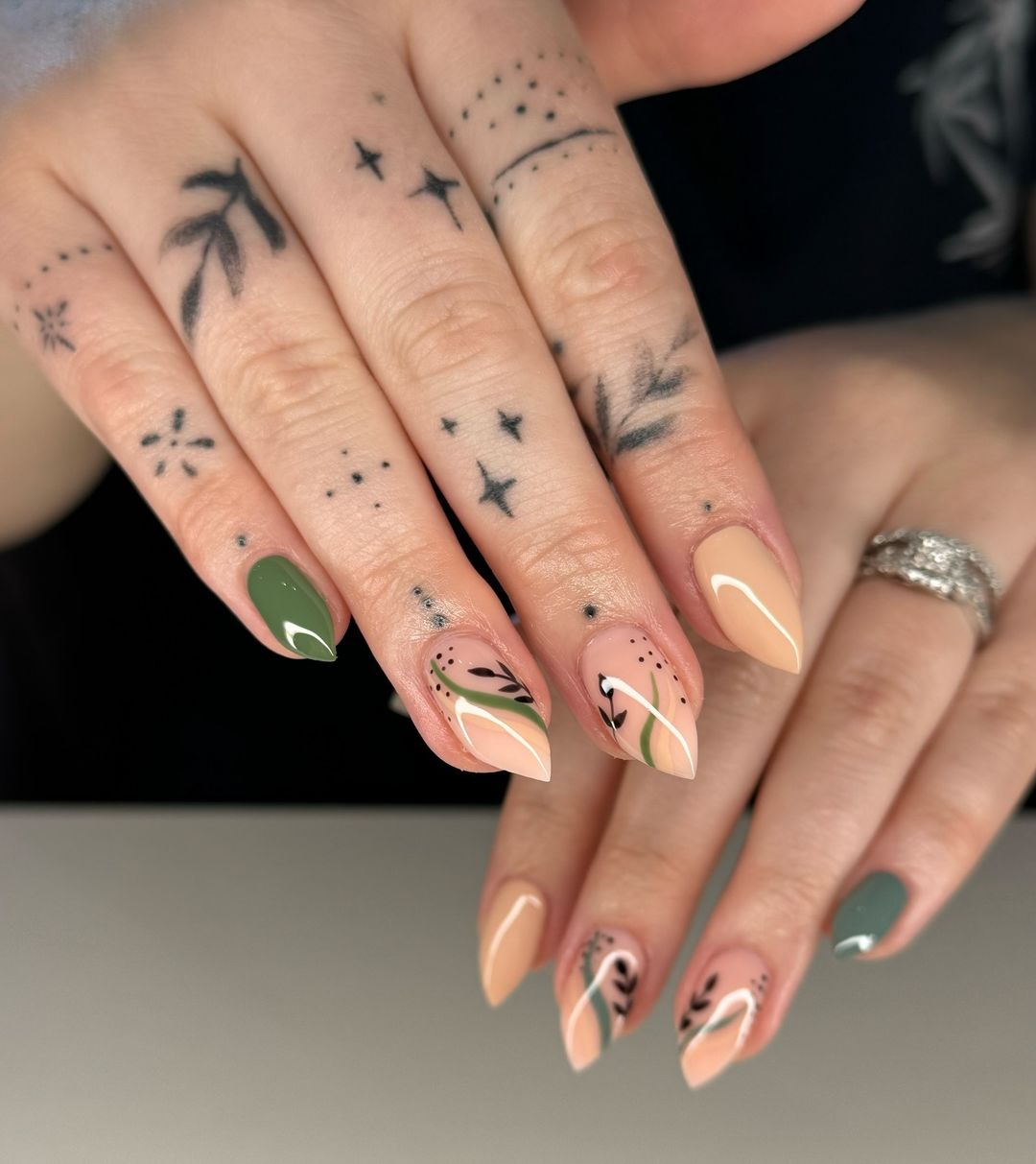 green harvest fall nails