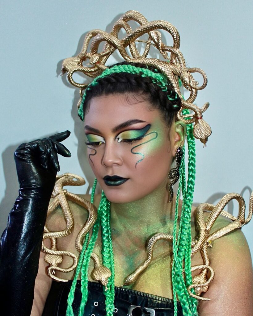 Maquillage moderne Idée de serpent