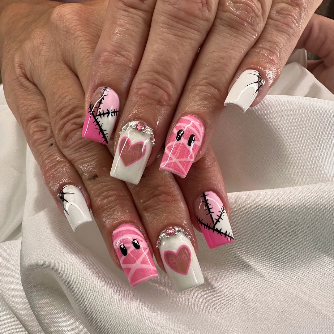 mummy in pink halloween nails