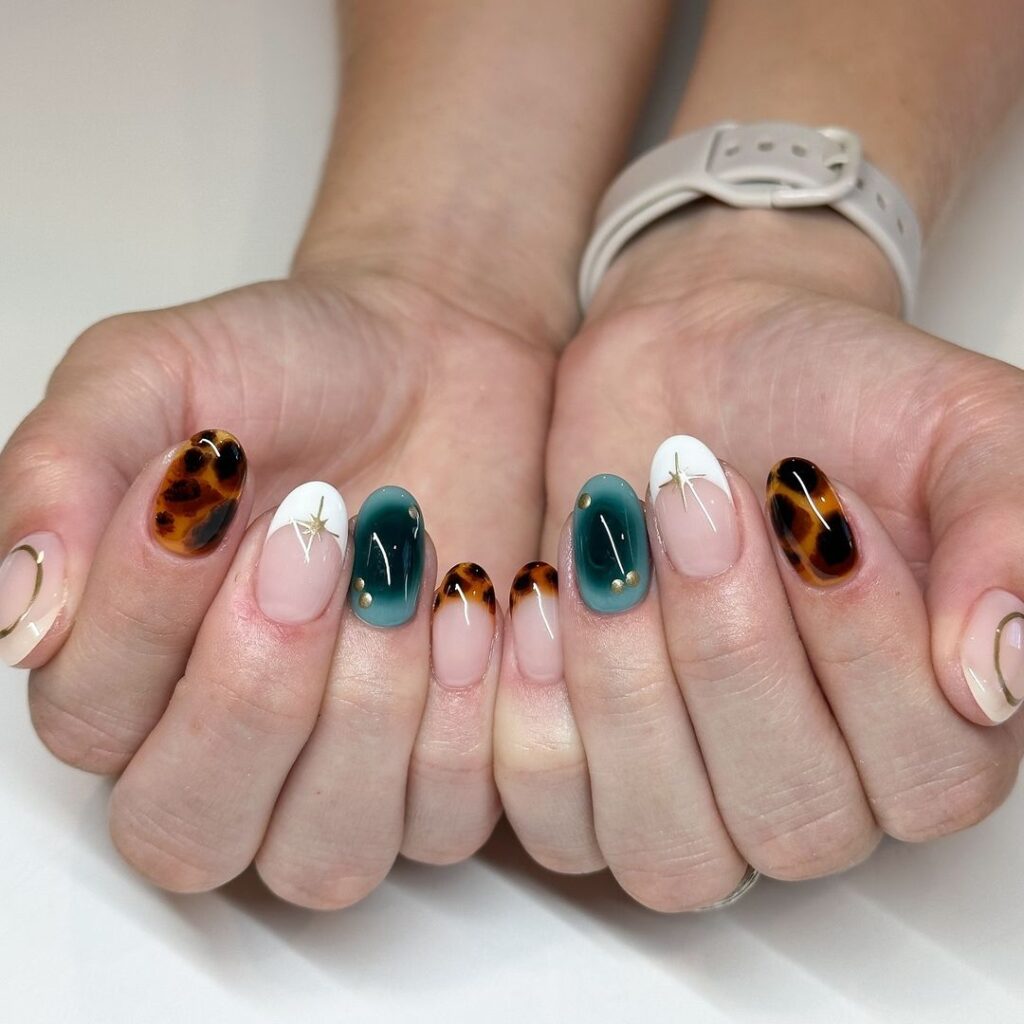 Perfect Blend Tortoise Nails