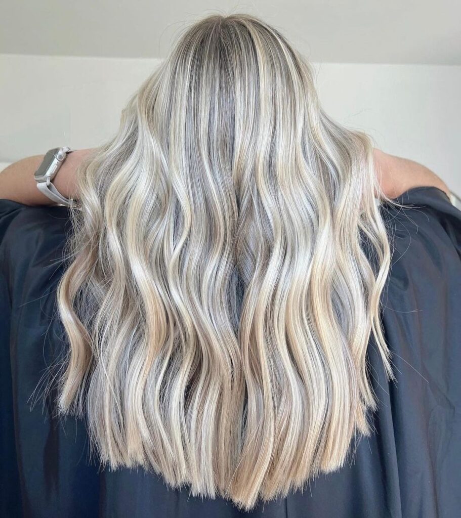 Pelo helado platino