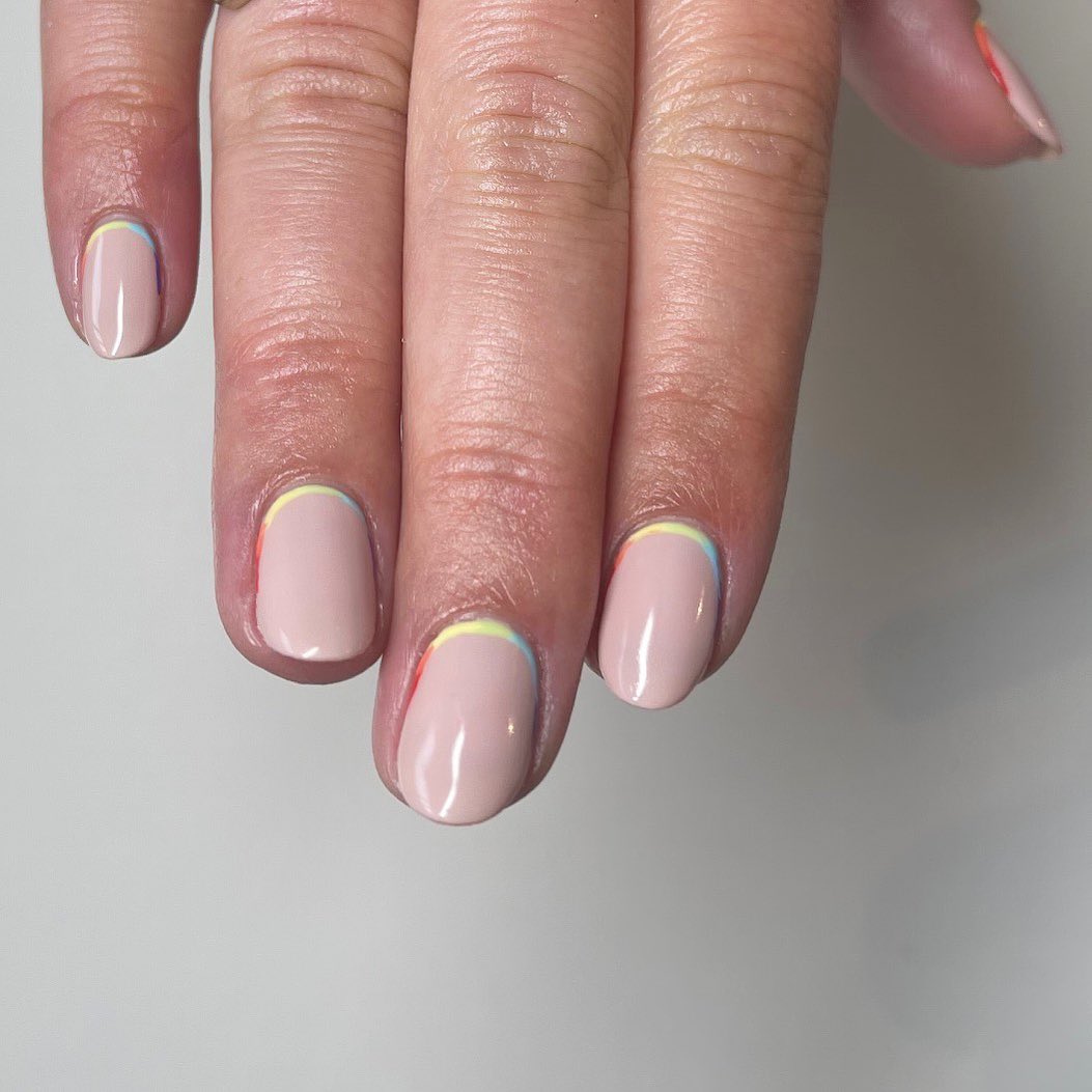 reversed micro french tips