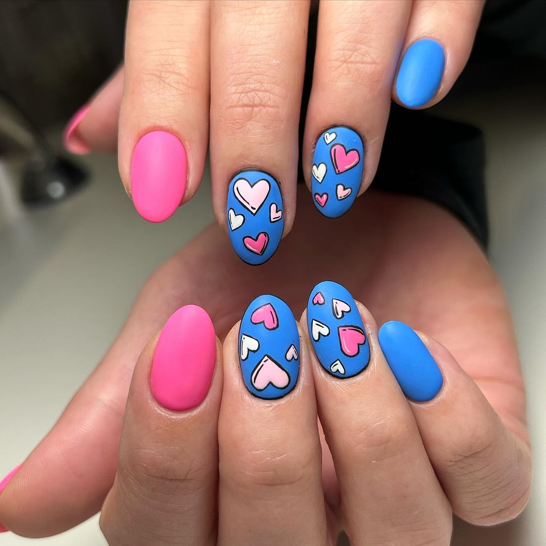 Unhas Pop Art com Coração Romântico