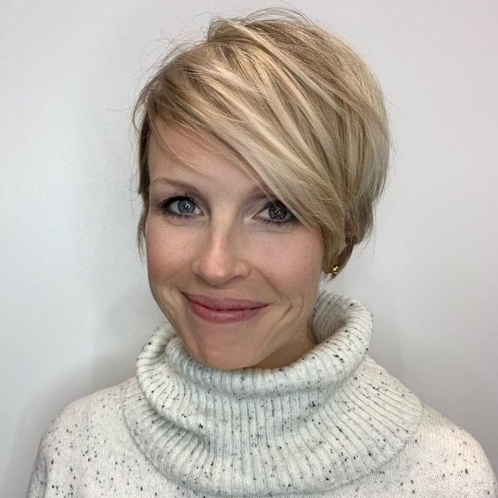 coupe pixie asymétrique