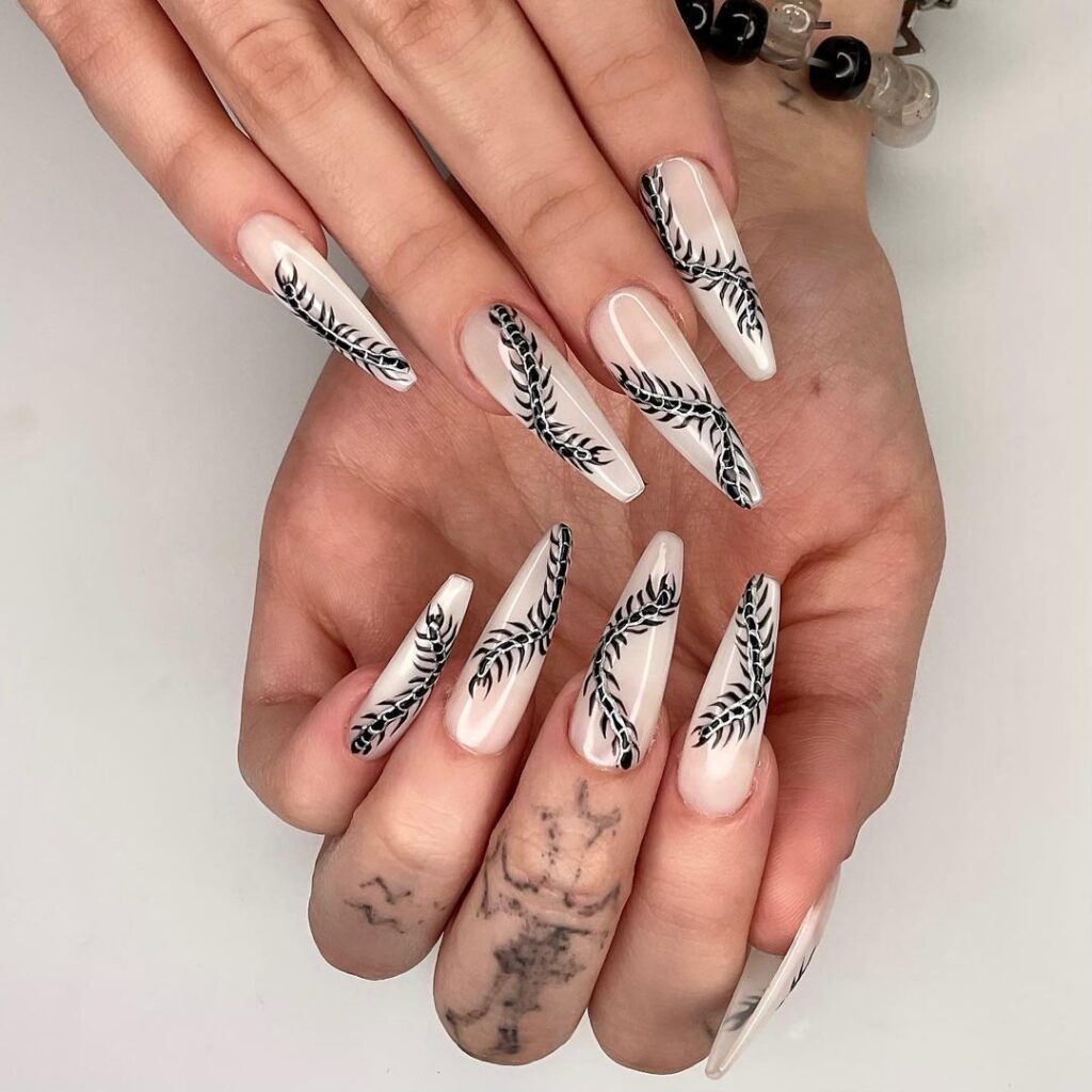 unhas de centopeias com classe