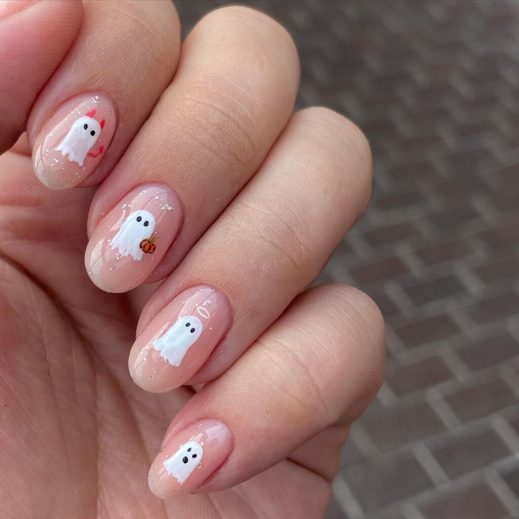 short clean spooky nails