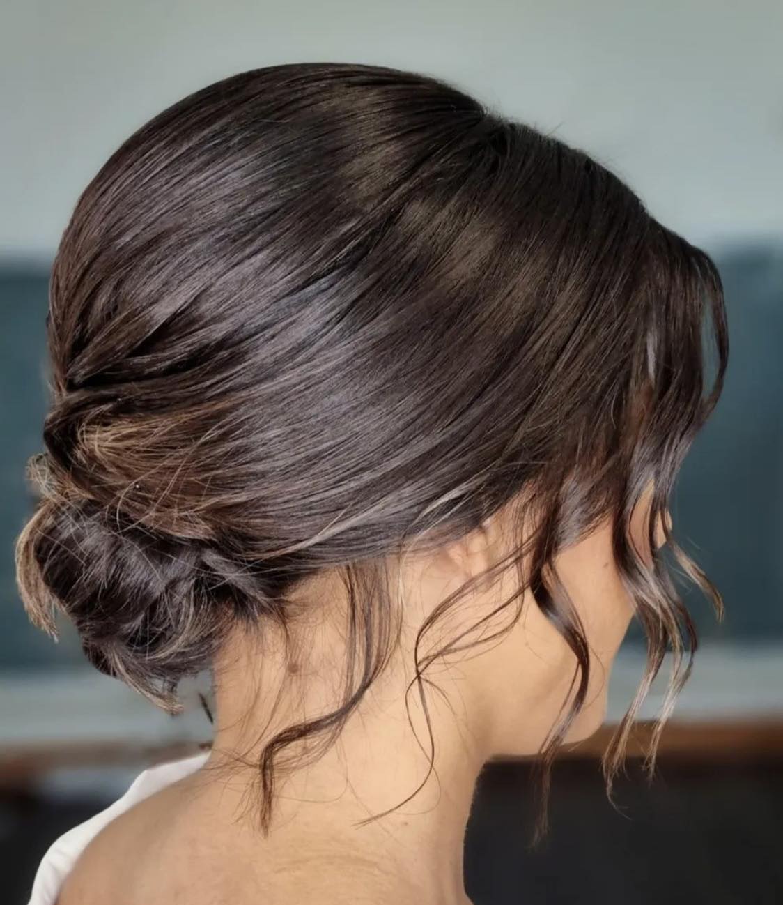 Penteado Hoco com coque baixo