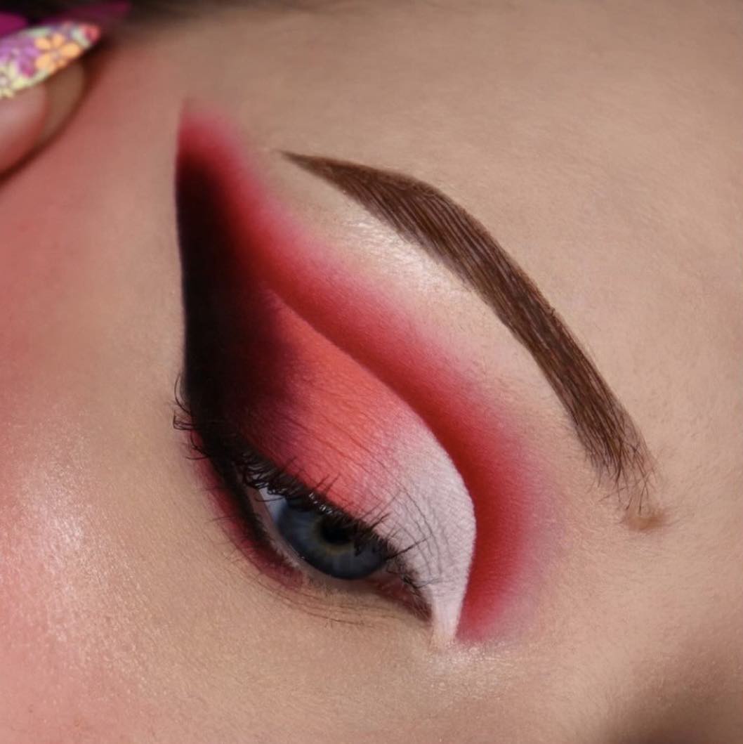 Ombre Red Smokey Eye