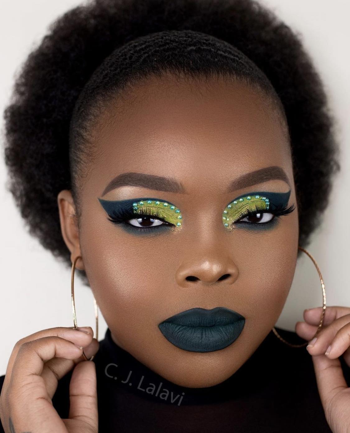 Emerald Green Lips Makeup Look