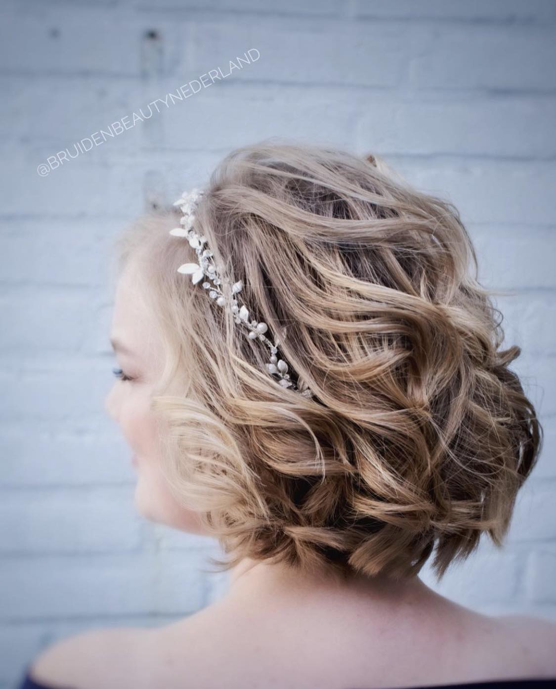 Curly Hoco Hairstyle With Headband