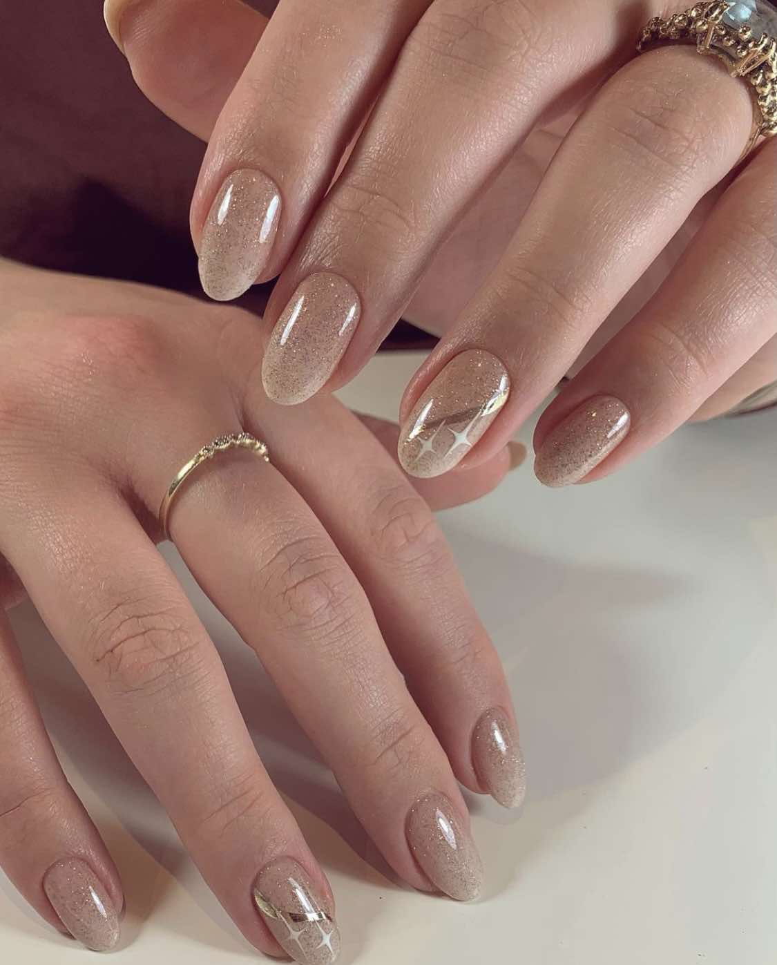 Nude Fall Nails With Gold Glitter