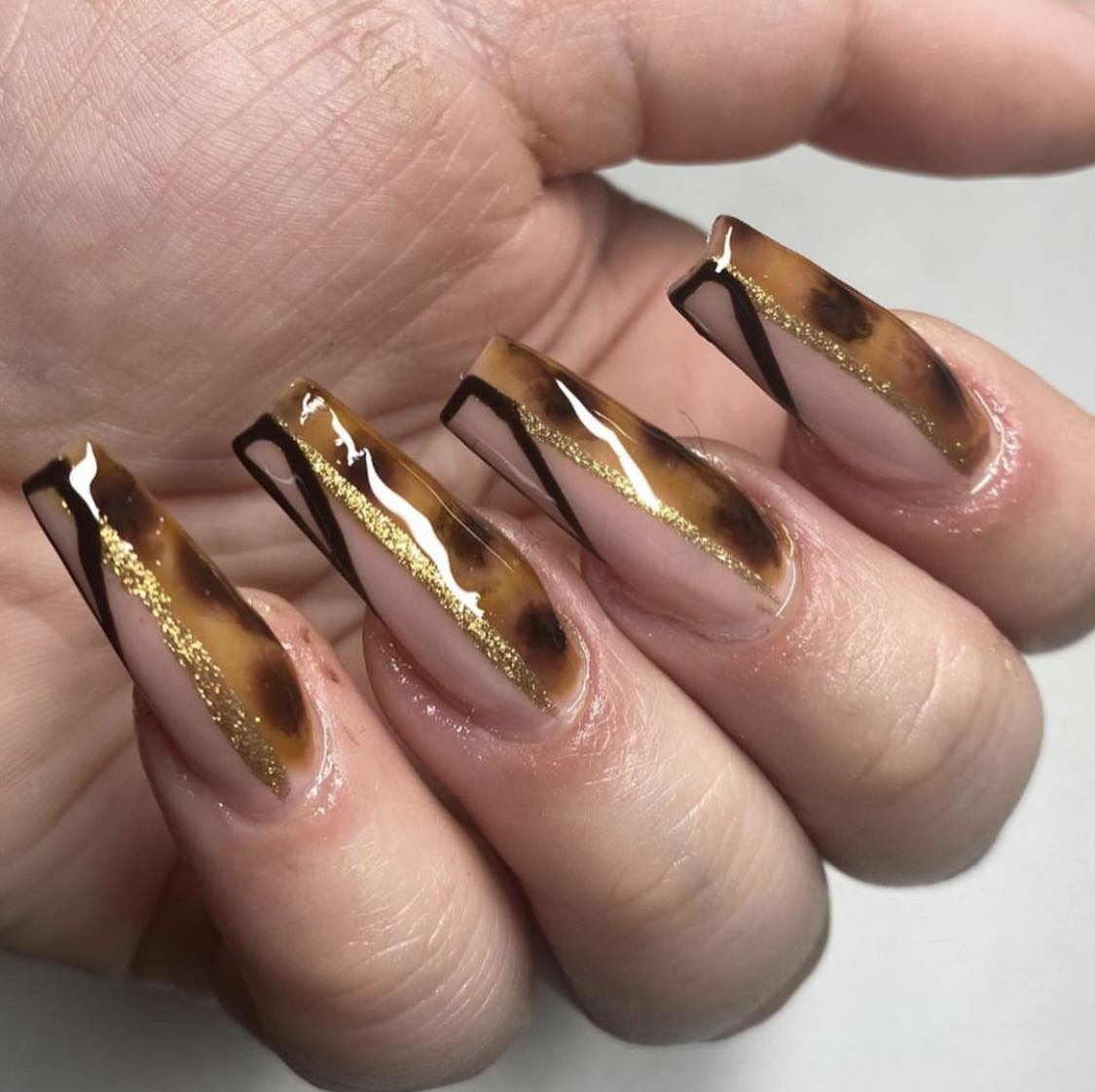 Unhas de tartaruga bailarina