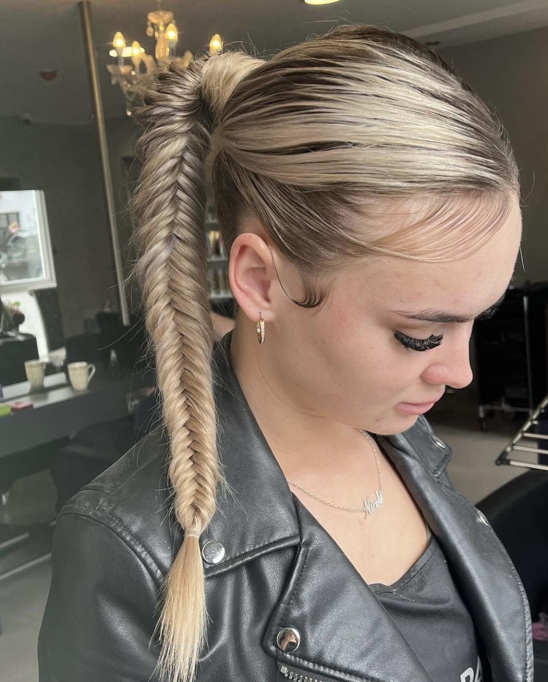 Penteado em cauda de peixe