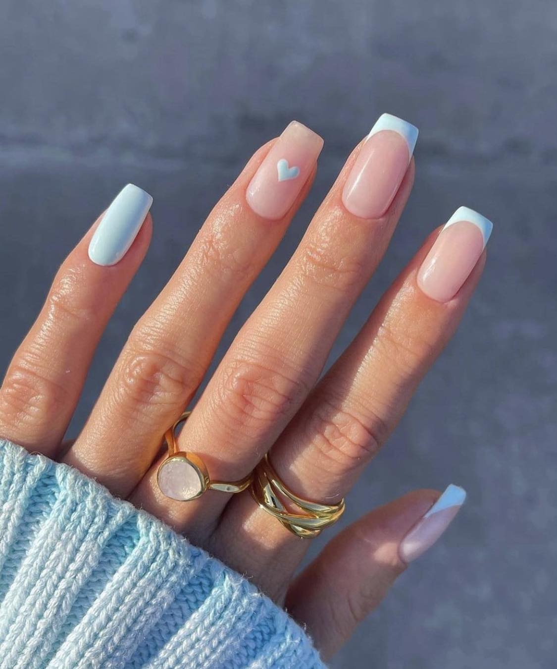 Clous French Tip bleu clair