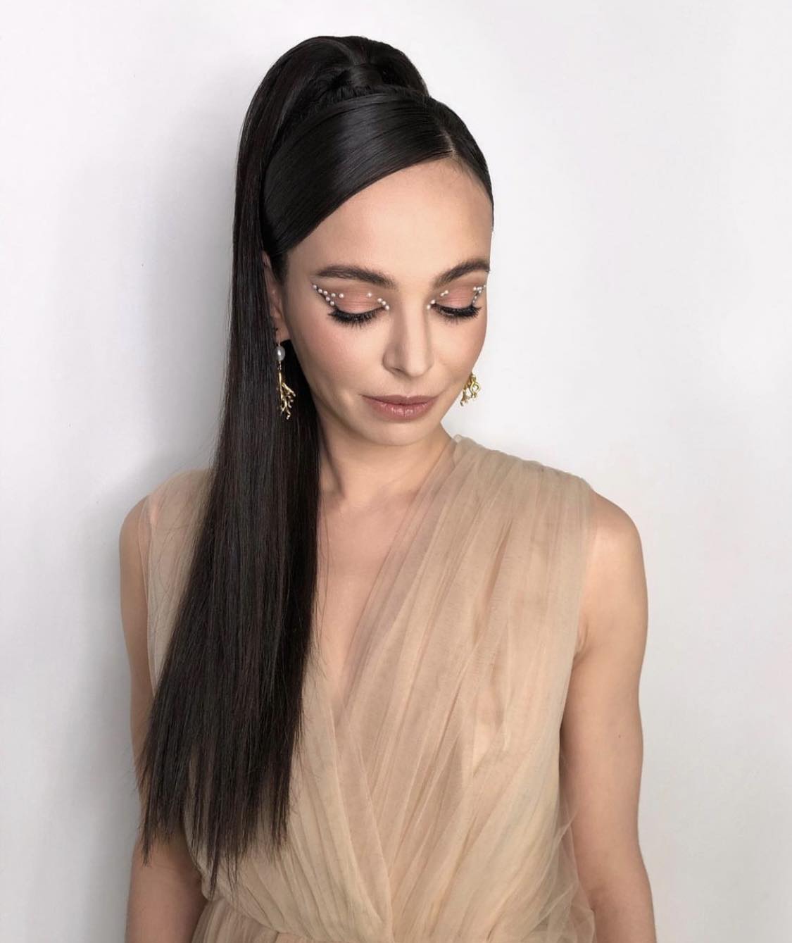 Classic Sleek Ponytail Hairstyle