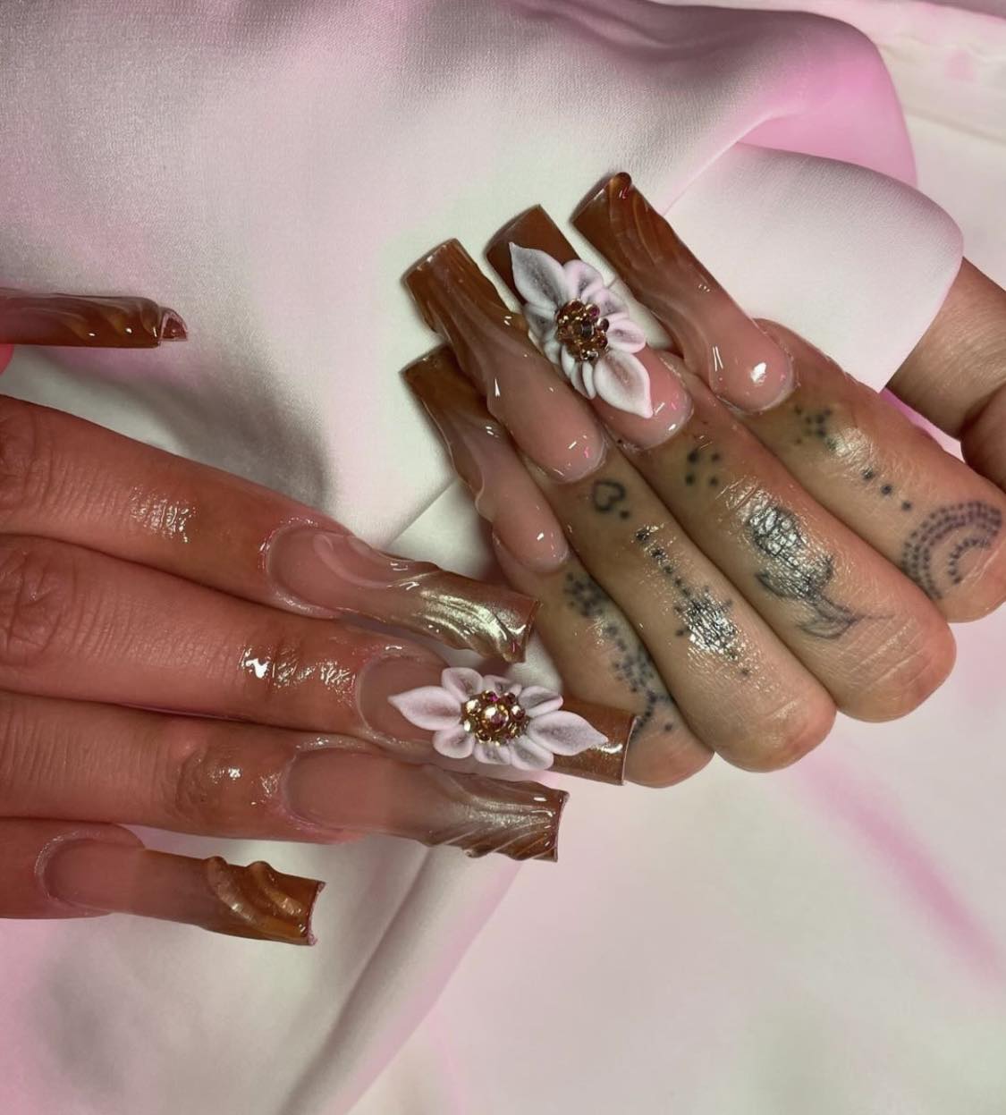 3D Brown Chrome Nails