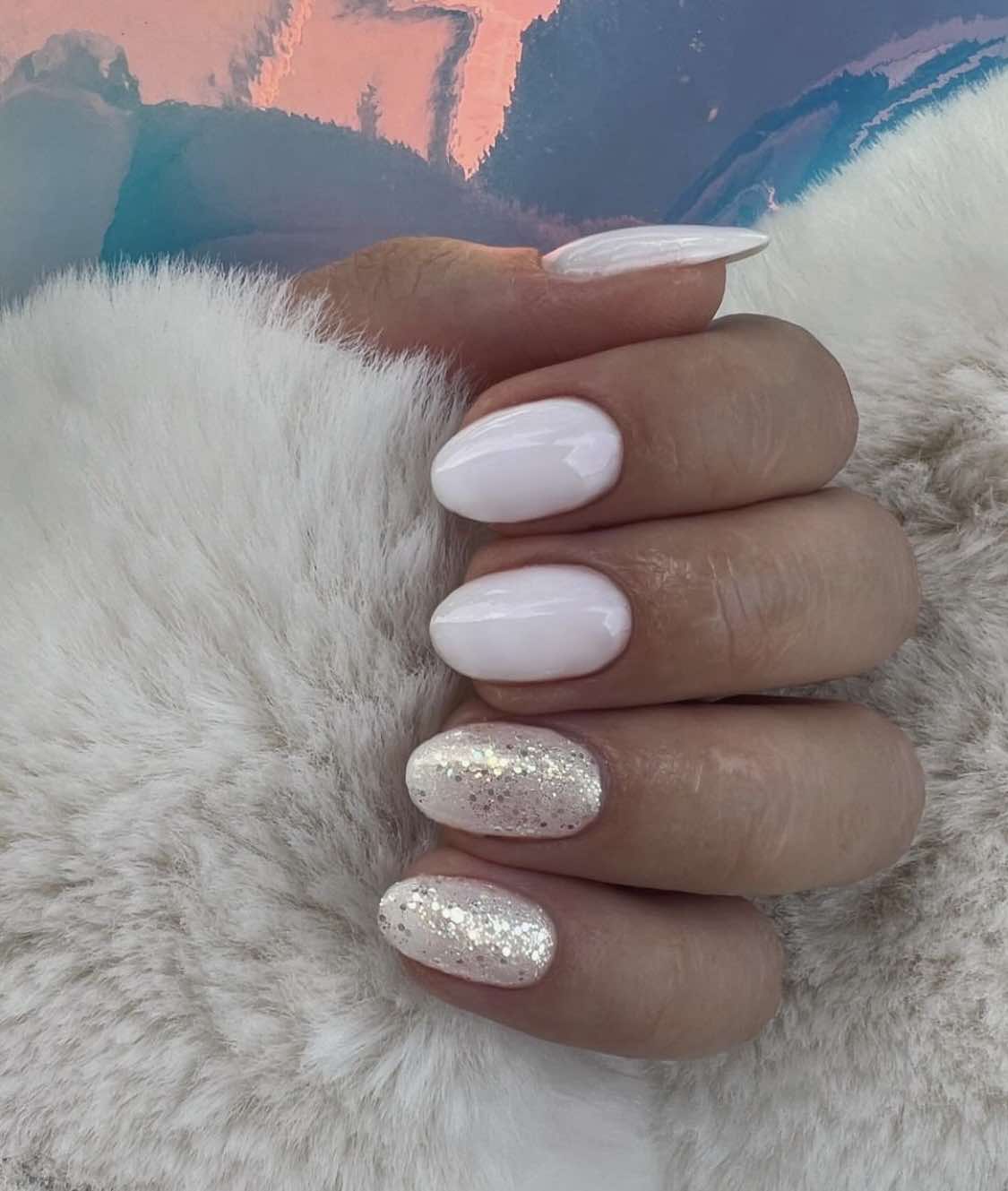 Milky And Shiny White Fall Nails