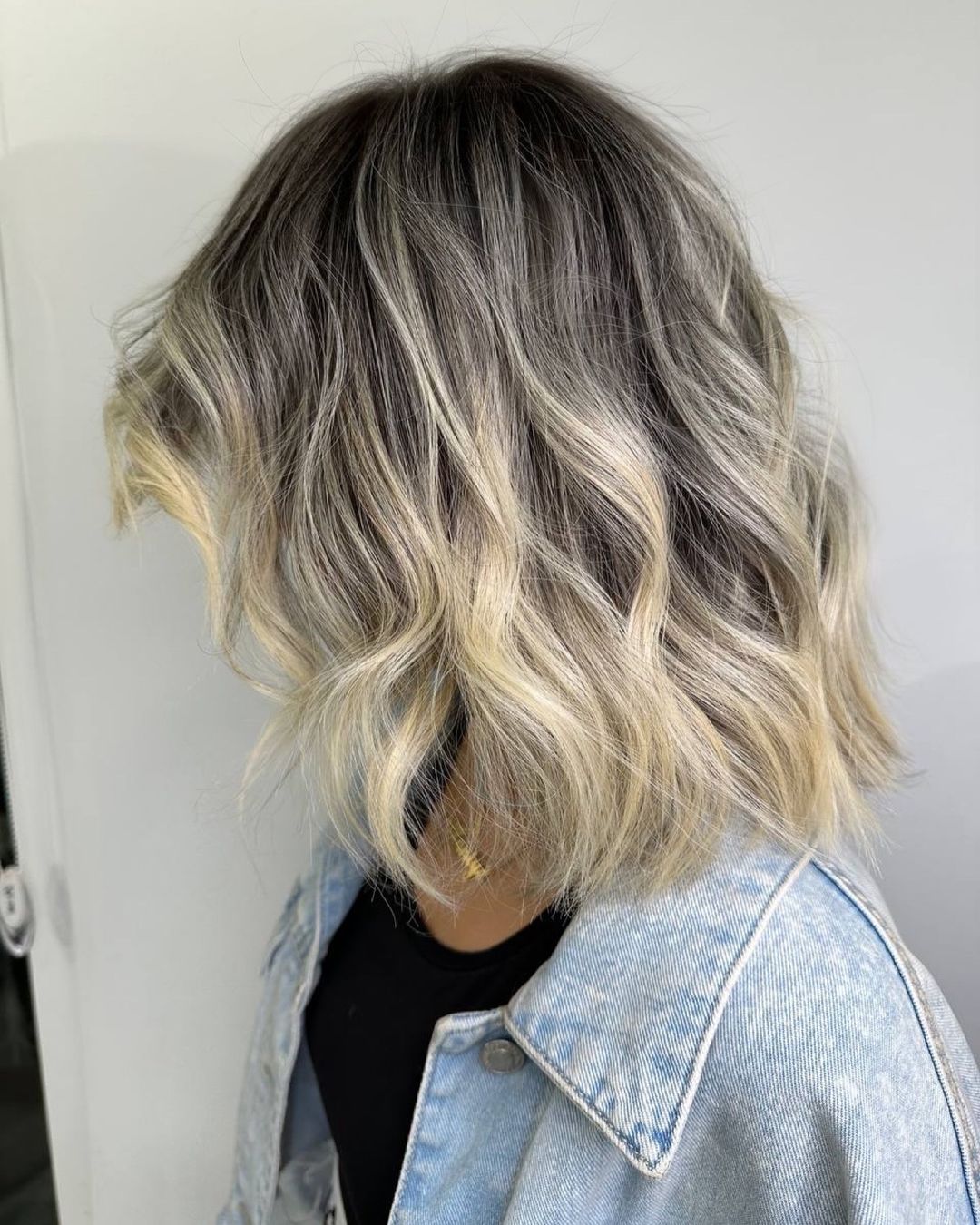 ombre blonde beige sur cheveux foncés