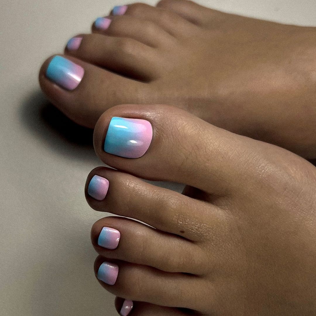 blue and pink gradient gel toenails