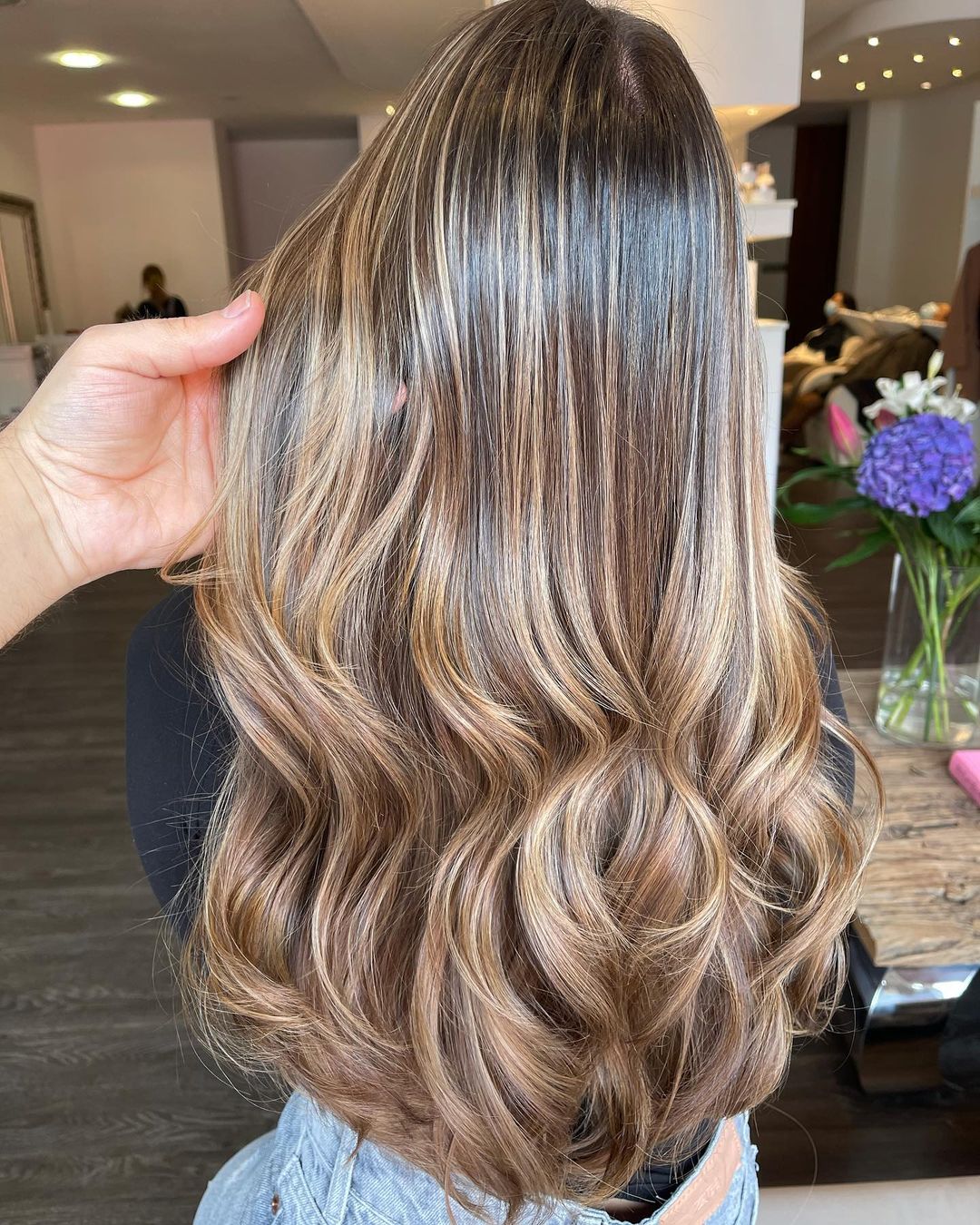 bronzed up fall hair color for blondes