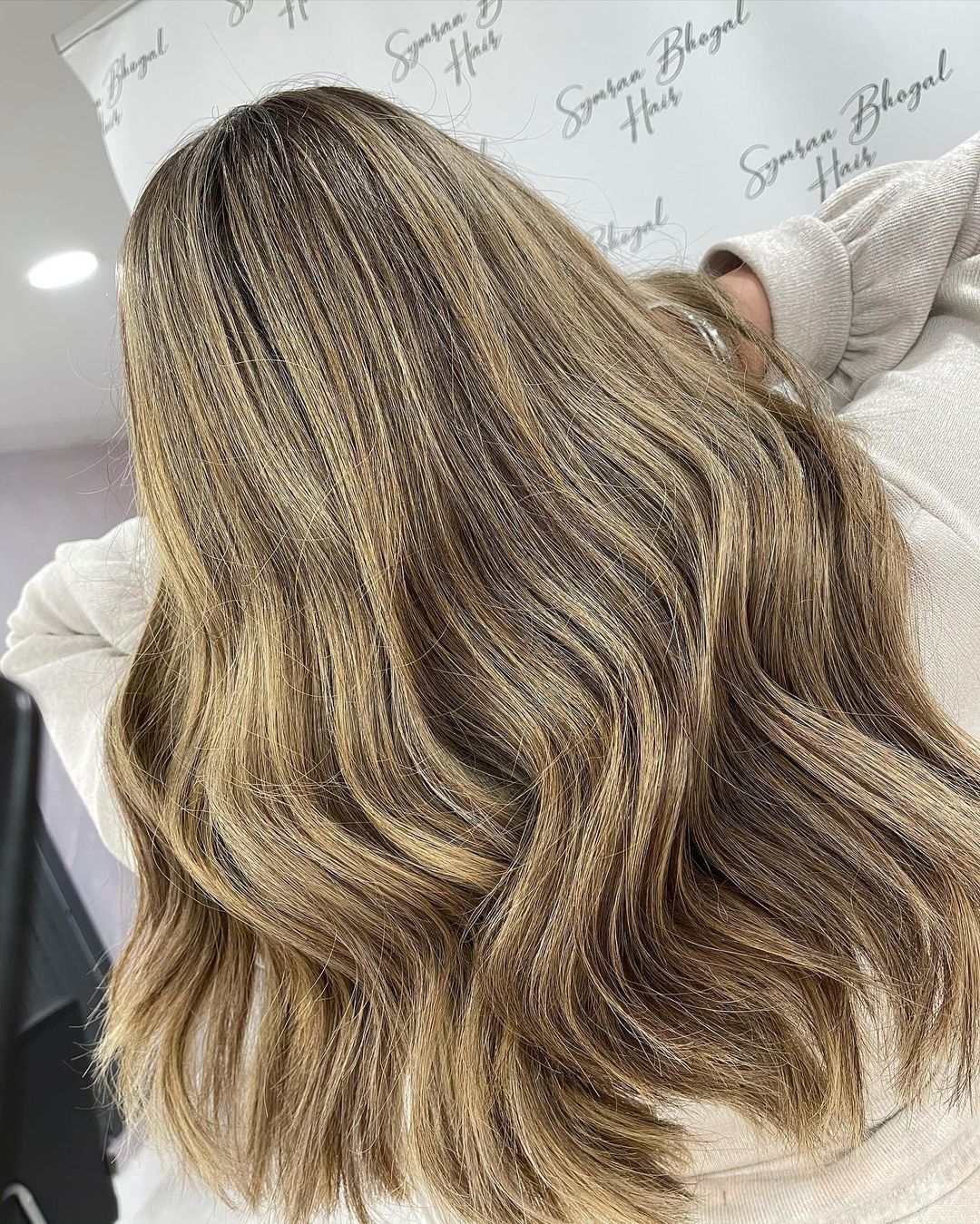 cor de cabelo de outono caramel swirl para loiras