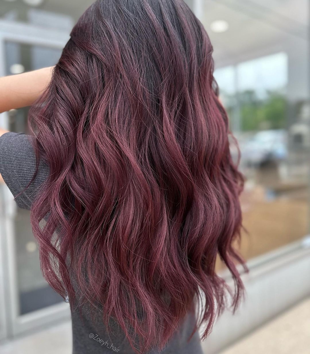 capelli autunnali bordeaux ciliegia