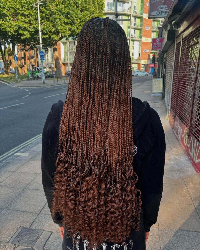 Trenzas sin nudo marrón chocolate