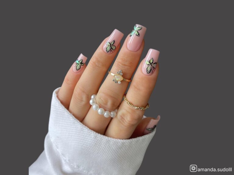 Bonitas uñas de gel