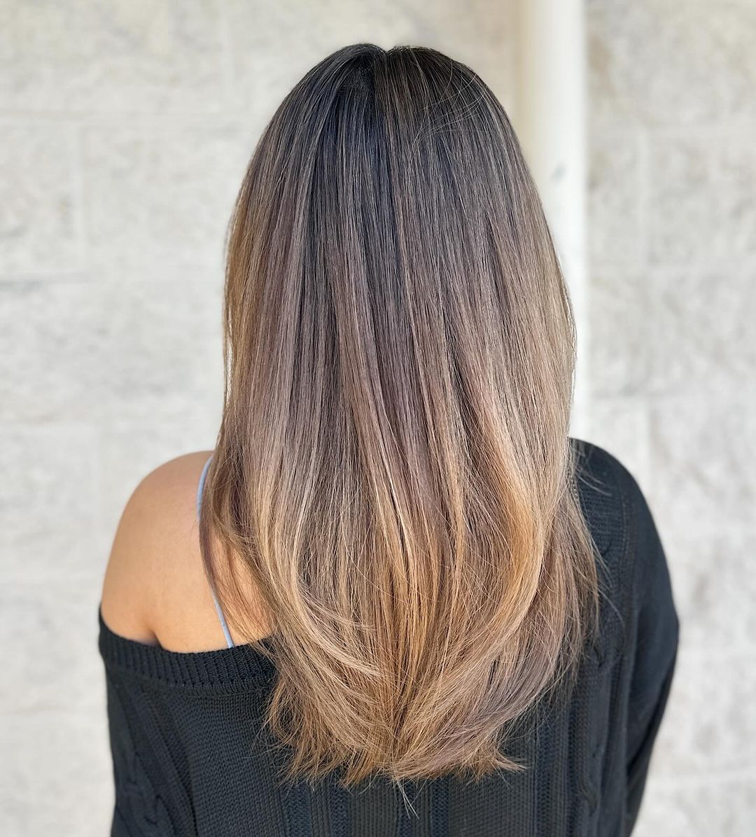 capelli scuri biondi balayage