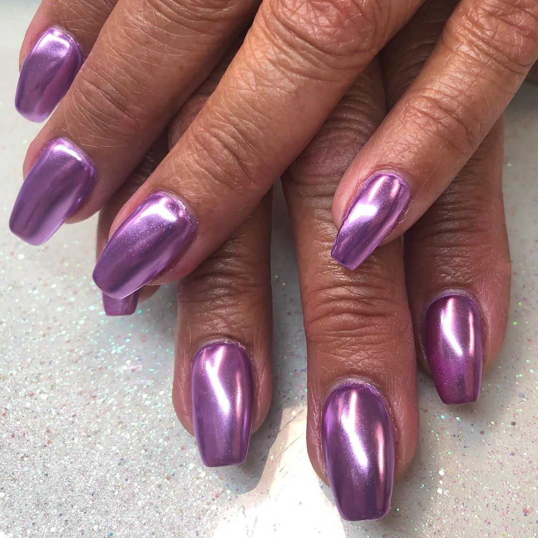 unhas de vidro lavanda elegantes