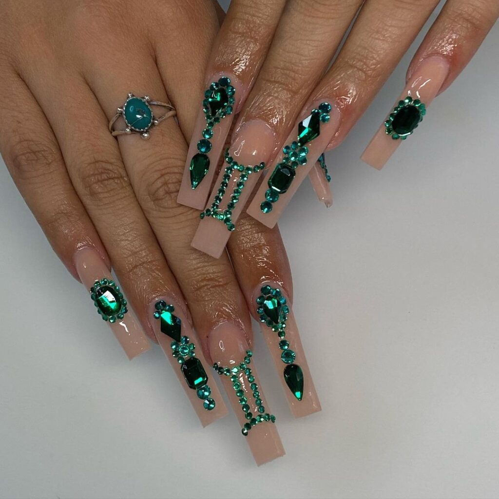 Ornamentos Emerald Long Gemini